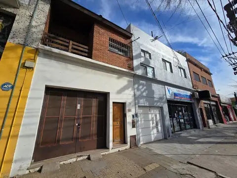 Local sobre Avenida + Vivienda