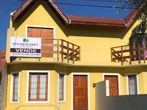 EN VENTA DOS PHS EN DUPLEX DE 70 M2