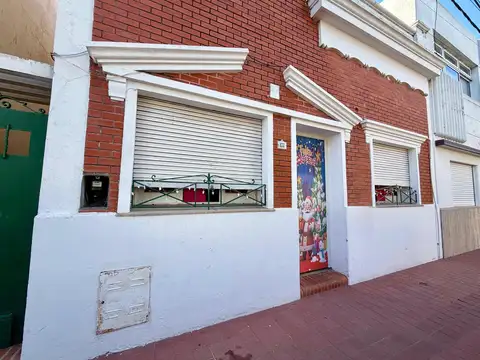 Propiedad con todos los servicios y 2 habitaciones