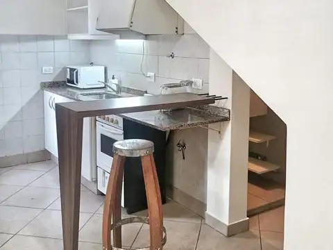Alquiler monoambiente dividido, amplio y luminoso