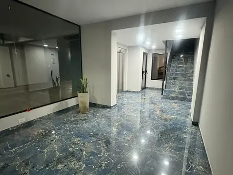 a metros de santos vega y campo de mayo