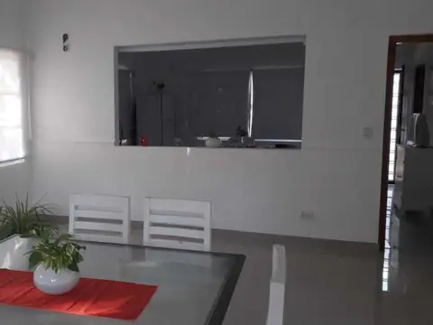 Casa en Venta en Florencio Varela, USD 200.000