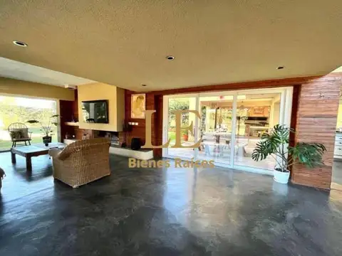 Casa en Venta en El Aromo, USD 319.000