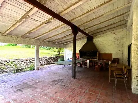HERMOSA CASA CON BUEN TERRENO EN VENTA