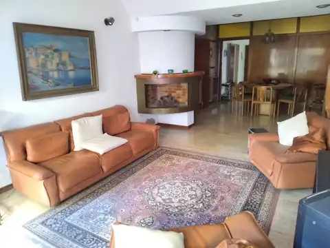 Casa en Venta en Villa General Mitre, USD 420.000