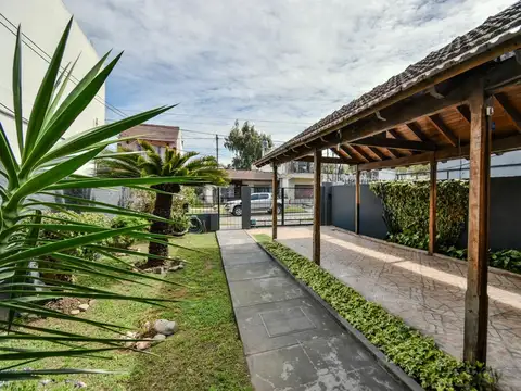 Ozanam e/ Rio Gallardo y Presidente Alessandri