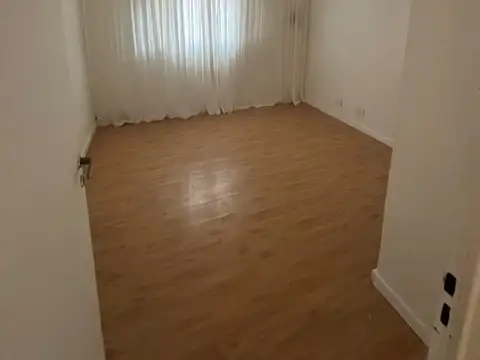 Depto Tipo Casa en Alquiler en Villa del Parque, $ 950.000