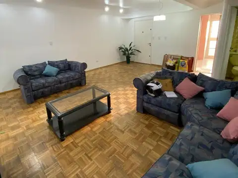 Av. Dr. Honorio Pueyrredón 1600