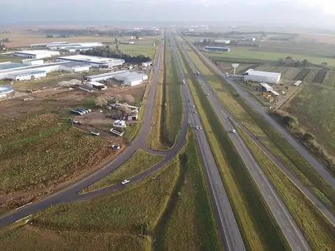 Parque Industrial PIRCA  - Lotes 2.400 m2 - Autopista a Buenos Aires