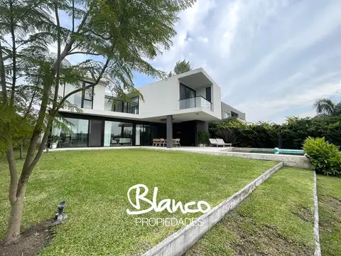 El Cantón - Islas -
