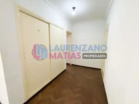 Avenida Mosconi al 2600