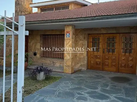Venta Casa 3 Dormitorios en San Vicente Centro