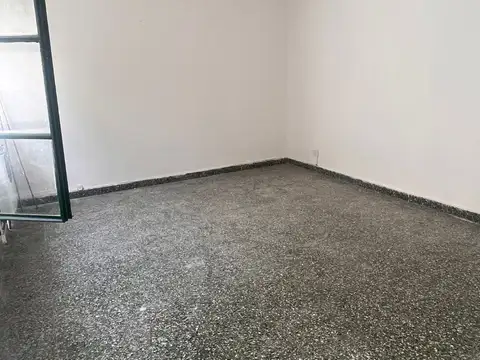 Depto Tipo Casa en Alquiler de 3 ambientes
