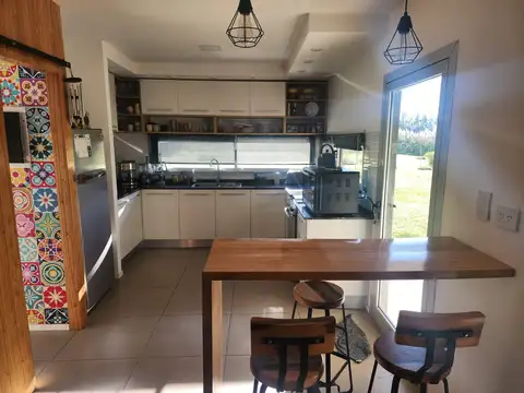 Casa en Venta en Countries y Barrios Cerrados en Ezeiza, USD 190.000