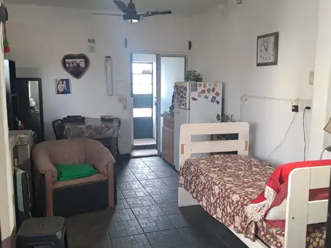 3 AMB 1ER PISO PH TERRAZA BCON Y DPTO 1 AMB COC Y BAÑO TZA