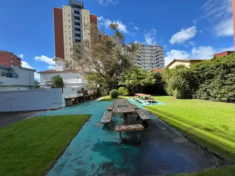 DEPARTAMENTO EN ALQUILER! Avenida Buenos Aires entre Costanera y Avenida 1.
