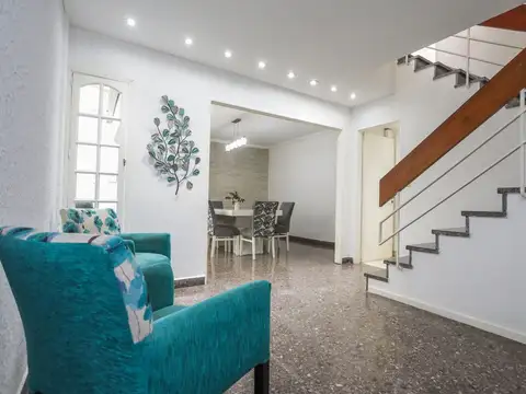 VENTA PH 5 AMBIENTES C/PATIO Y TERRAZA EN LINIERS