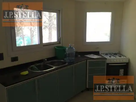 Casa 5 Amb. c/ 2 cocheras, quincho y pileta (303 m² Cub.) - Santa Teresita