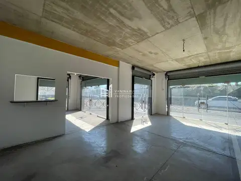 Centenario 1000, esquina Isla Lennox en 100