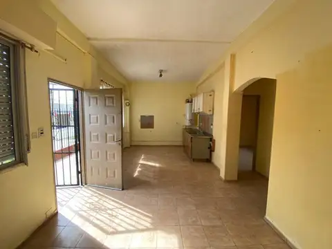 OPORTUNIDAD! DEPARTAMENTO 3 AMBIENTES APTO CRÉDITO
