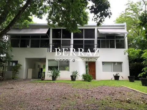 Casa Venta 3 Dormitorios Barrio Los Fresnos Lote de 832 m2 Pilar
