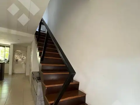 Depto Tipo Casa en Alquiler de 2 dormitorios