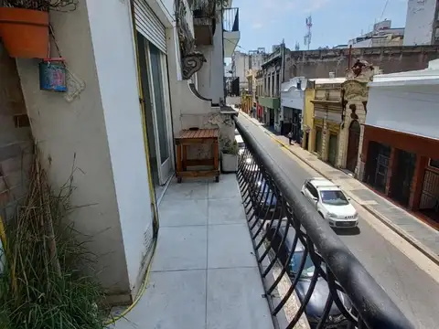 Departamento de 2 amb. a la calle , entrepiso - San Telmo