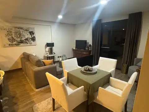 Departamento en alquiler c/ cochera en 5.ª Sección Residencial Sur