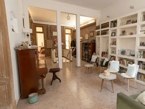 Depto Tipo Casa en Alquiler 100 años