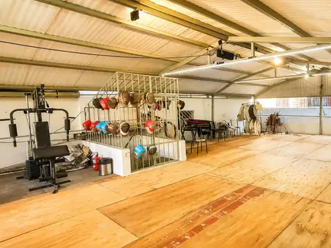 Depto Tipo Casa en Alquiler de 5 ambientes