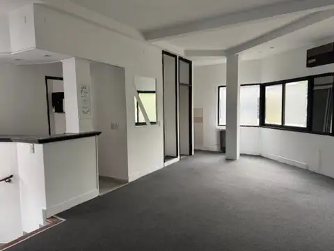 VENTA PH 3 AMBIENTES MARTINEZ CENTRO, MUY BUENA UBICACION