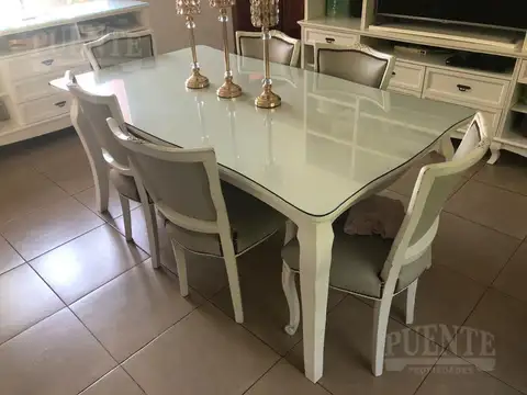 Casa 5 ambientes con 3 baños