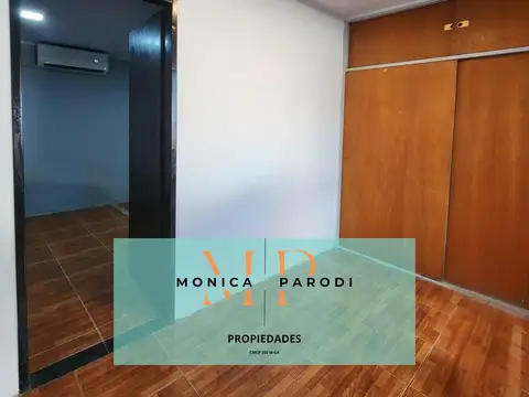CASA EN VENTA EN MORENO CON DEPARTAMENTO Y LOCAL SOBRE AMPLIO LOTE