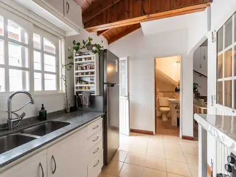 Casa 3 ambientes con 1 baño