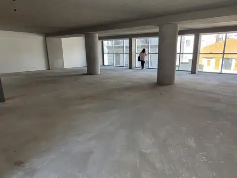 Oficina Monoambiente con 2 baños