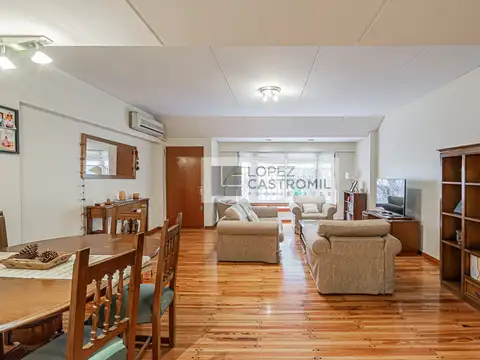 Depto Tipo Casa 4 ambientes con 2 baños
