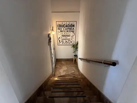 Depto Tipo Casa en Venta en Tribunales, USD 135.000