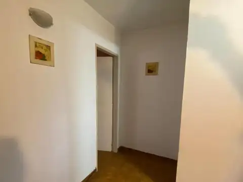Depto Tipo Casa en Alquiler con 1 cocheras