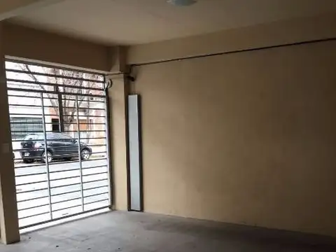 Monoambiente con cochera en venta en Floresta