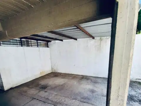 Cochera en Venta Cubierta