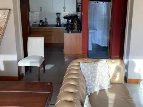 El Salvador y Pasaje Santa Cruz
