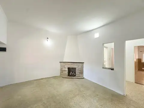 Depto Tipo Casa en Alquiler en San Antonio de Padua, $ 700.000