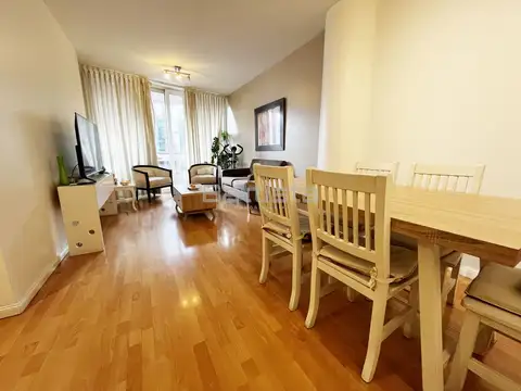 ESPORA 100, Piso 1