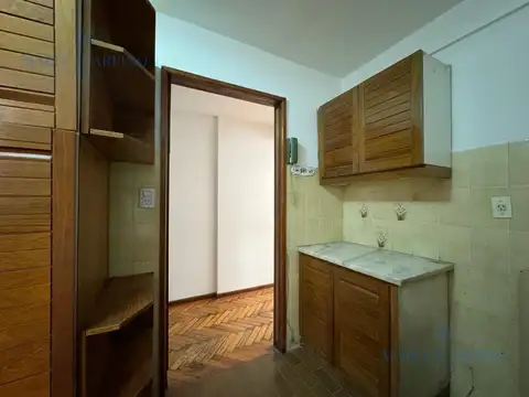 Venta Departamento 4 Ambientes con Dependencia en Almagro - Oportunidad Apto Crédito