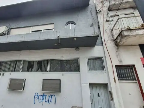 MUY BUEN GALPON EN ZONA INDUSTRIAL IDEAL VARIOS DESTINOS