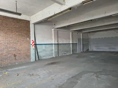 Galpon en Venta en Munro-Oeste, USD 275.000