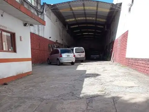Local en Alquiler en Parque Patricios, $ 3.200.000