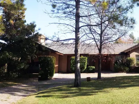 Alquiler Casa en Barrio Lomas de Fatima