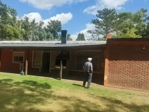 Chacra en Venta de 2,4 Hectáreas con una propiedad de 200metros cuadrados.