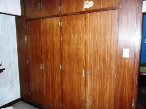 Casa 5 ambientes con 1 baño